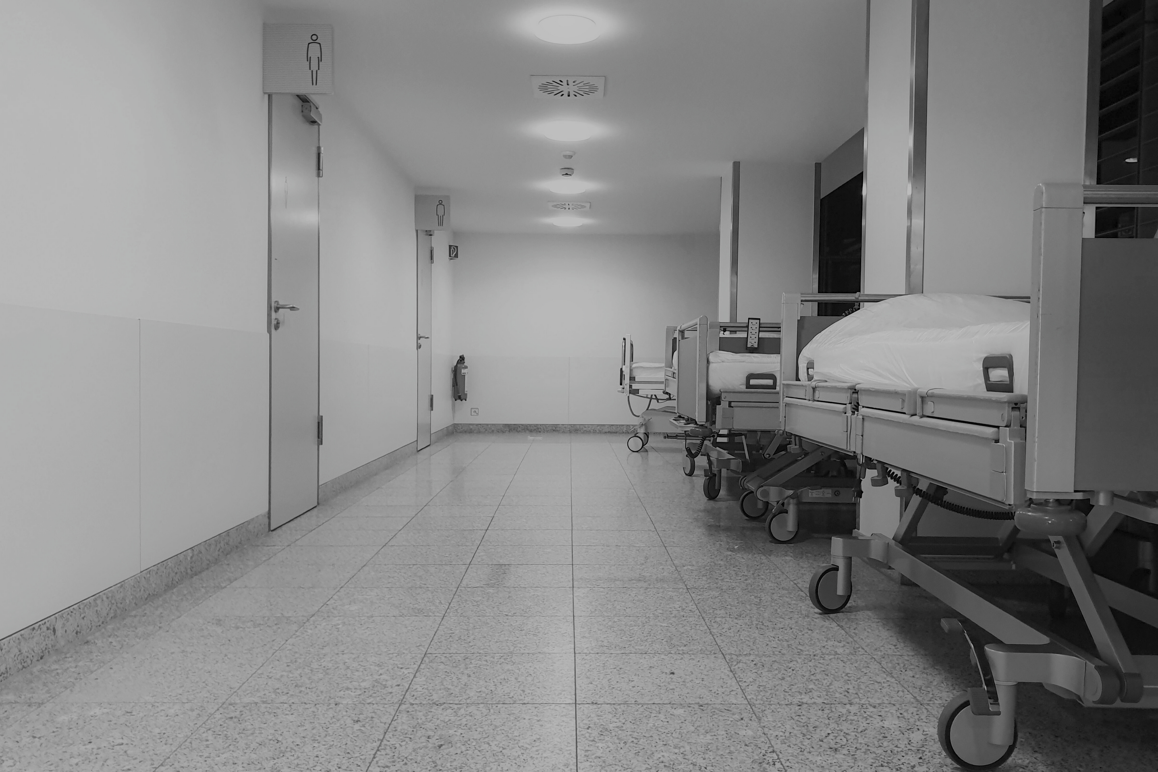 Nursing socks hallway black and white